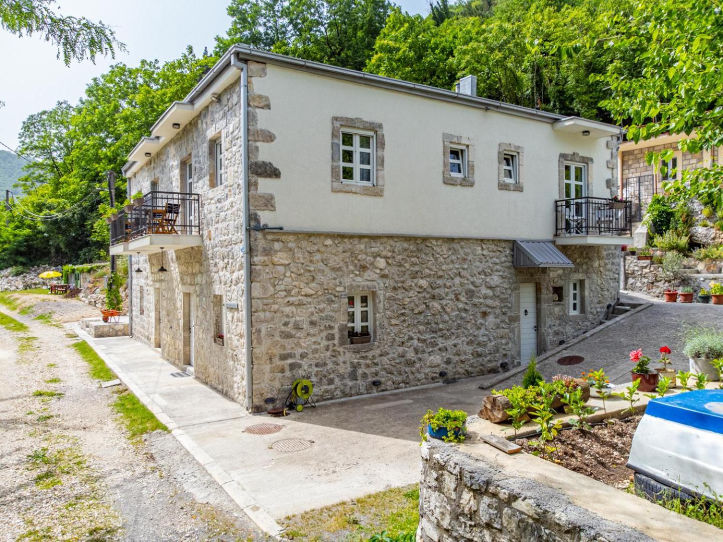 Skala Luxury Rooms Цетине Экстерьер фото